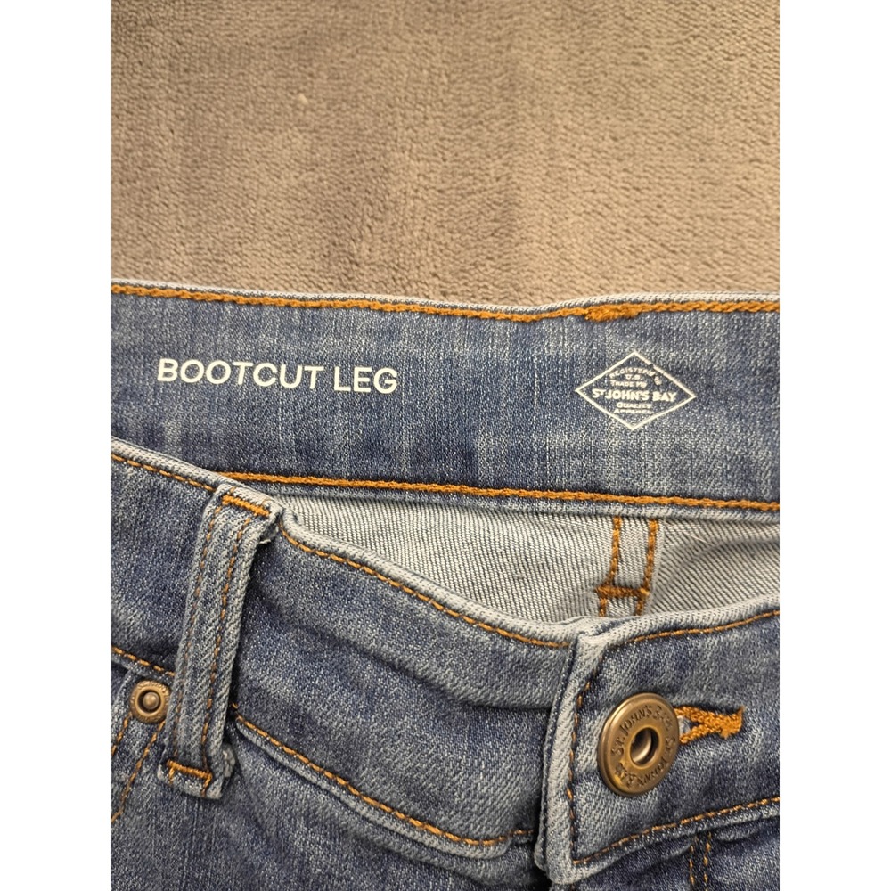St. John's Bay Bootcut Jeans Womens 12 Short Blue Mid Rise Stretch Denim 1685 - Picture 6 of 9